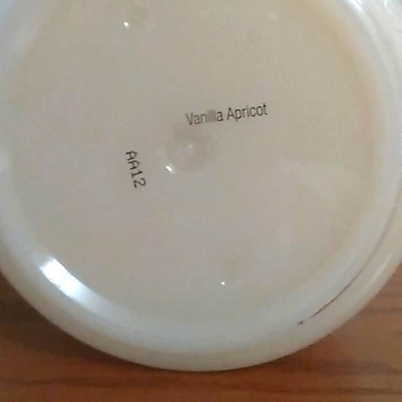 NWT Josie Maran Argan 18 oz. Super-Sized Sugar Balm Body Scrub - Vanilla Apricot - Picture 4 of 4